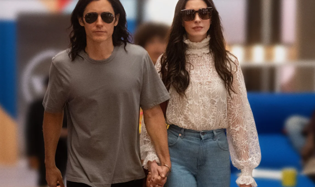 Review Film WeCrashed: Kisah Cinta dan Ambisi Pendirinya